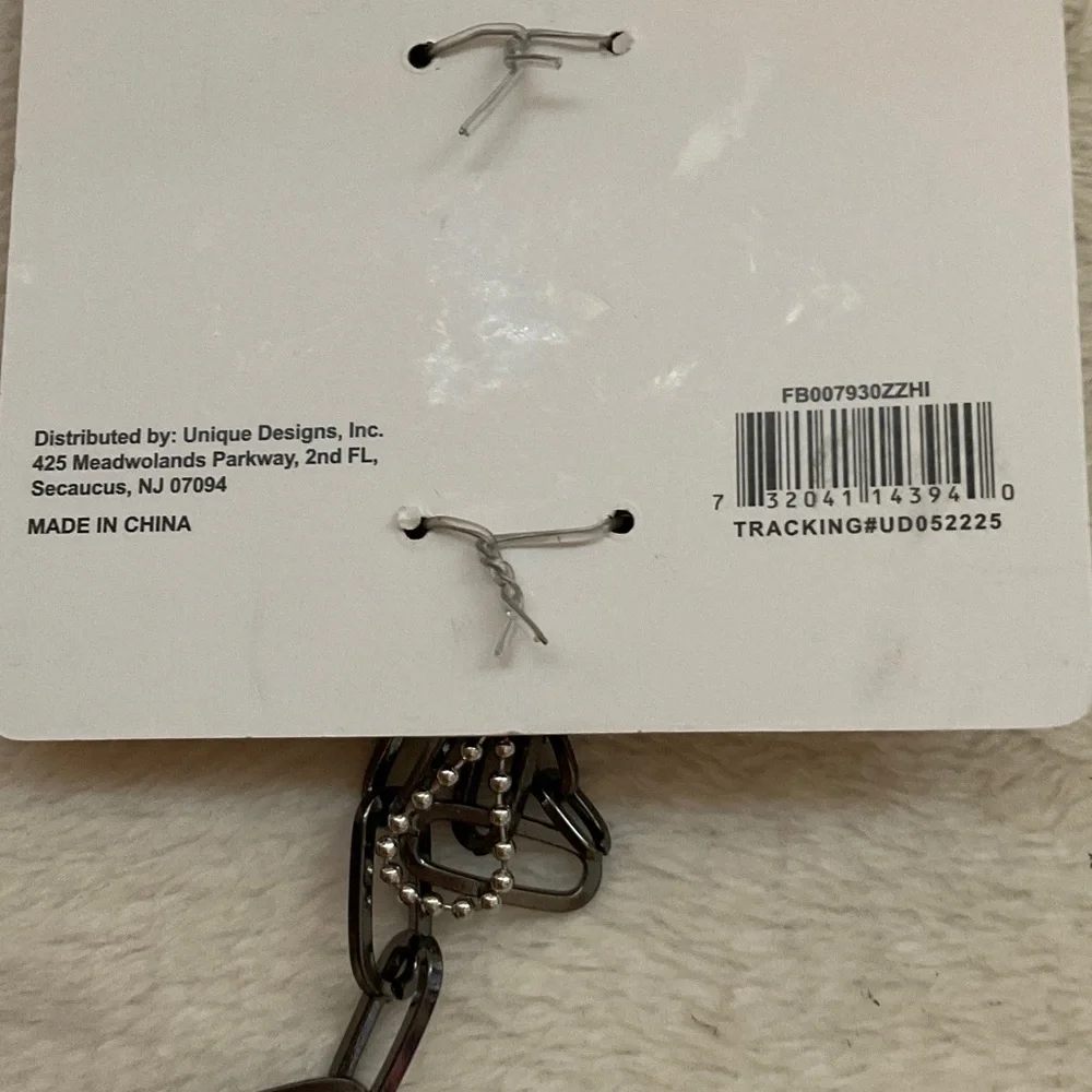 Elegant Cream Key & Card Holder